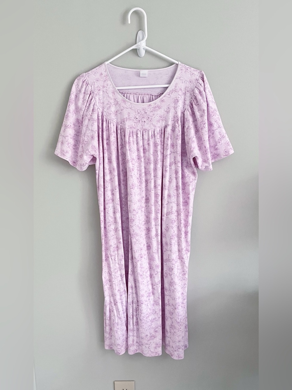 Calida of Switzerland light purple short sleeve nightgown size large